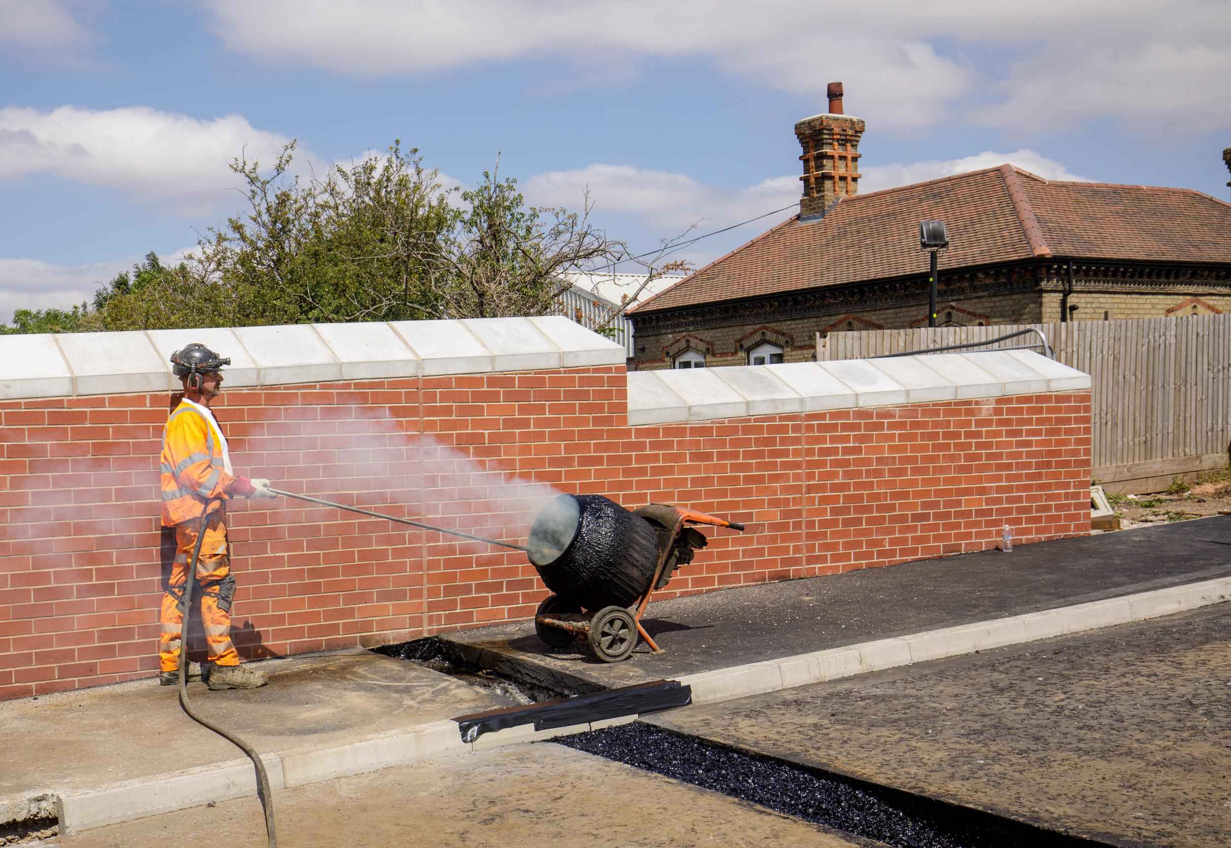 Construction photography - AMCO cable pulling infrastructure project by McFade